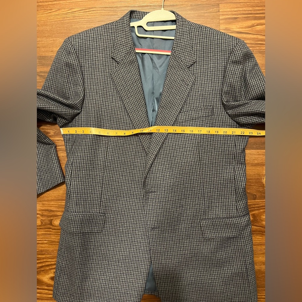 NWOT Vintage Neiman Marcus Wool/Cashmere Hickey-Freeman Collection Blazer Size L - Picture 9 of 13